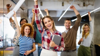 Des clients entièrement satisfaits d'un consultant en stratégie