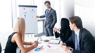 Une réunion de formation sur la stratégie de pricing