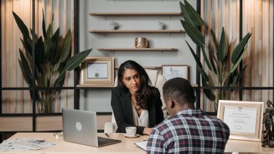 Une experte en stratégie de croissance externe