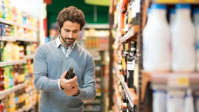 Un client qui évalue un produit par rapport son prix